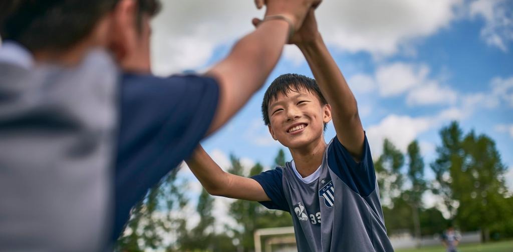 El fútbol, una pasión de acá a la China